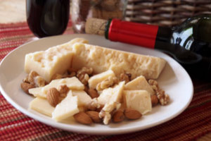 Duchess-sui-Generis-and-nuts